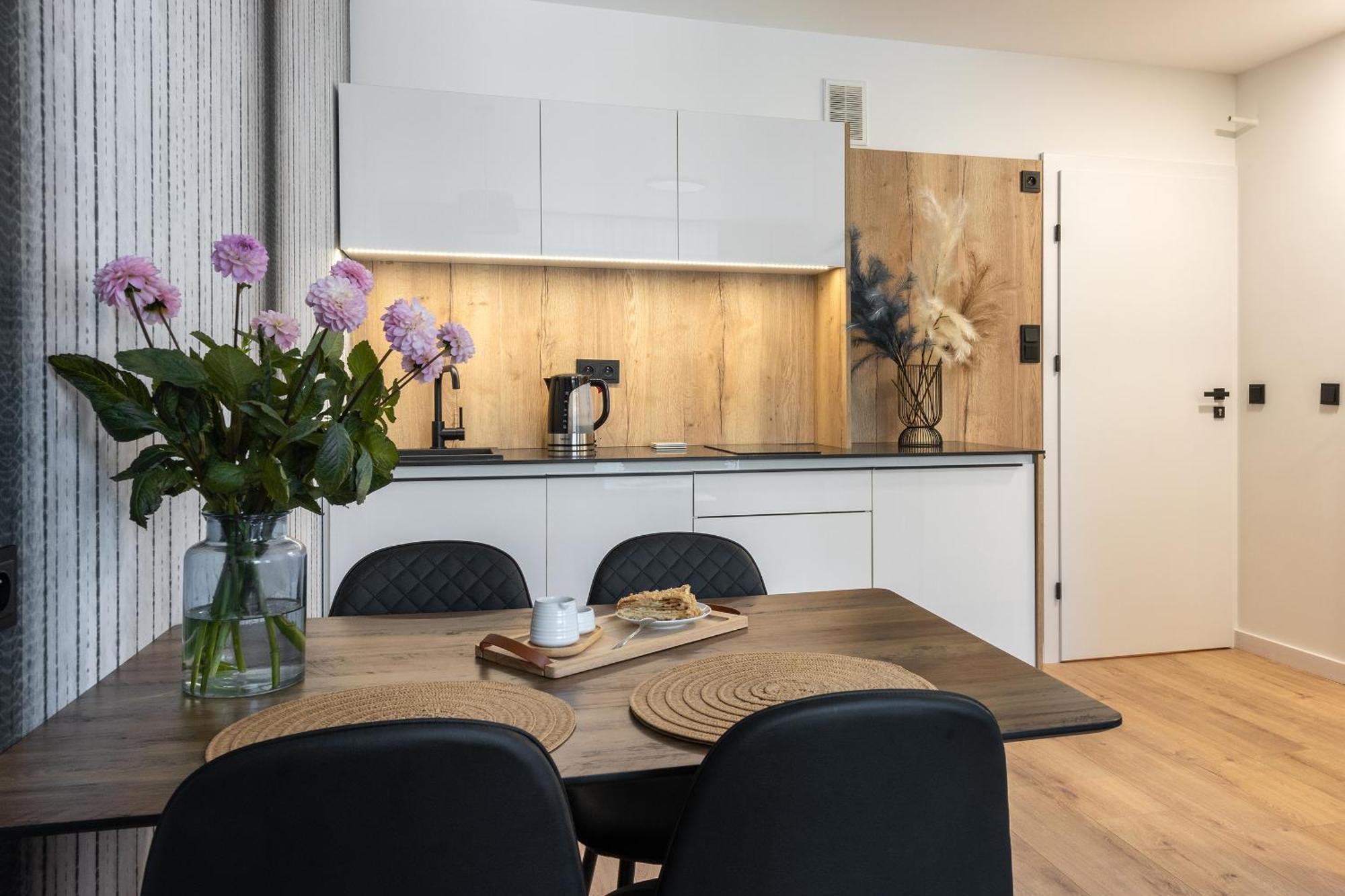 Inpoint Spacious Apartments Near Main Square & Kazimierz District 크라쿠프 객실 사진