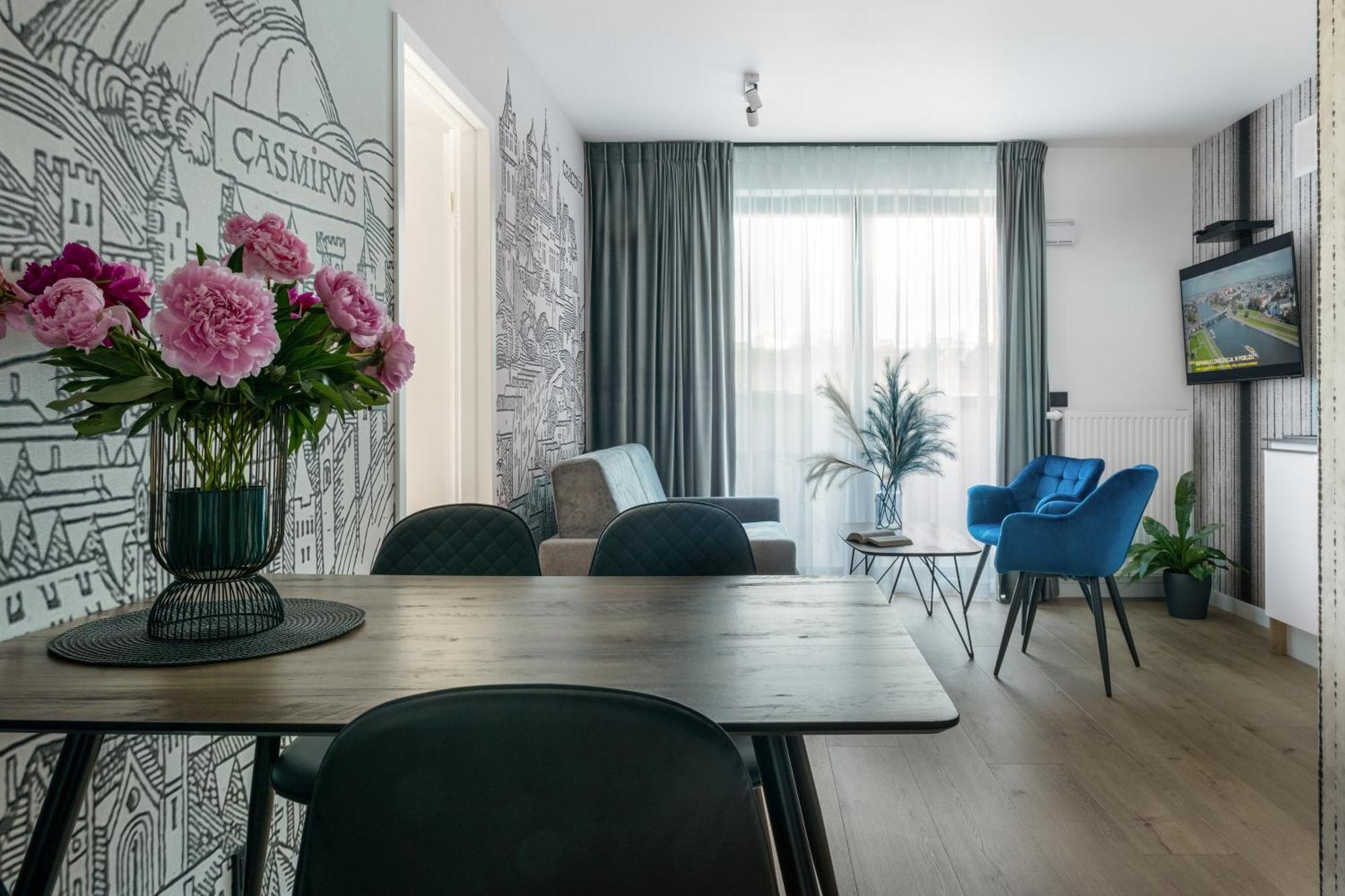 Inpoint Spacious Apartments Near Main Square & Kazimierz District 크라쿠프 객실 사진