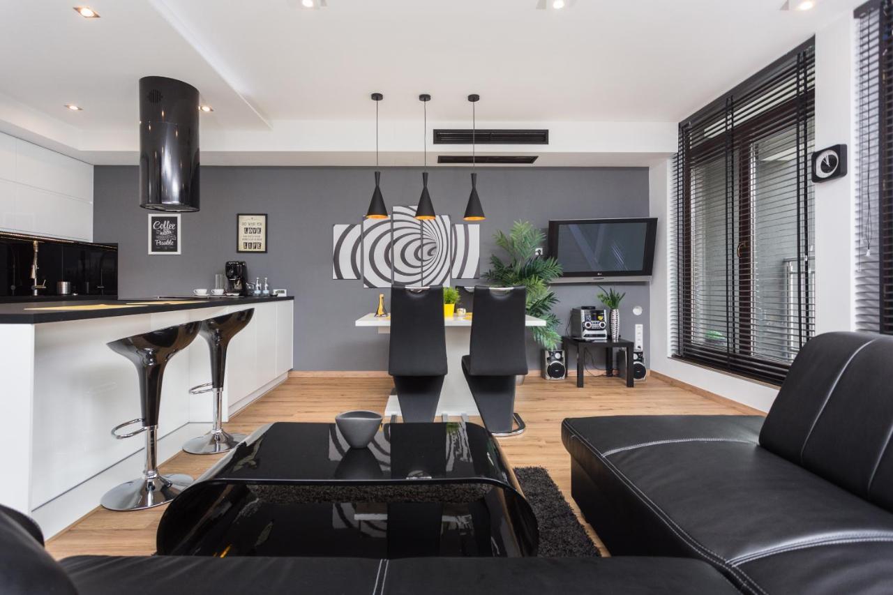 Inpoint Spacious Apartments Near Main Square & Kazimierz District 크라쿠프 외부 사진